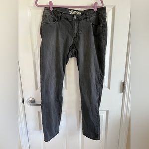 Women’s old navy rockstar jeans
